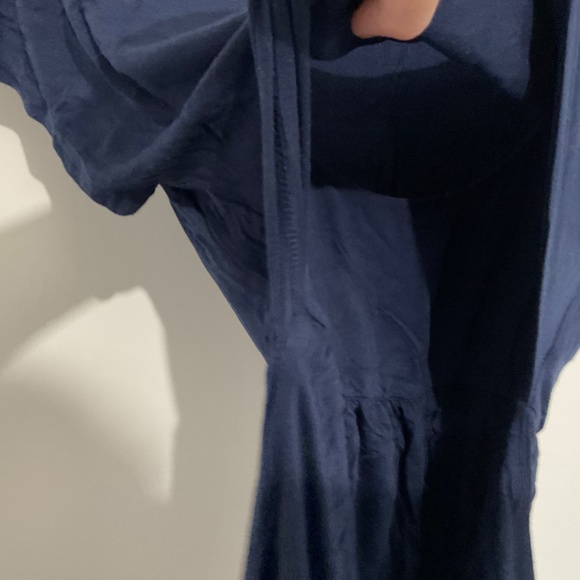 NWOT navy blue maternity/nursing top - Picture 4 of 7